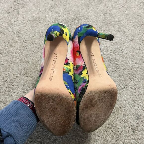 Ivanka Trump Floral Heels Pumps 7 1/2M - Picture 5 of 7